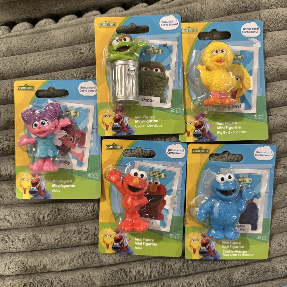 Sesame Street 2.5" MINI Figures BONUS CARD Cake Topper‎ Elmo Oscar Set Of 5 NEW